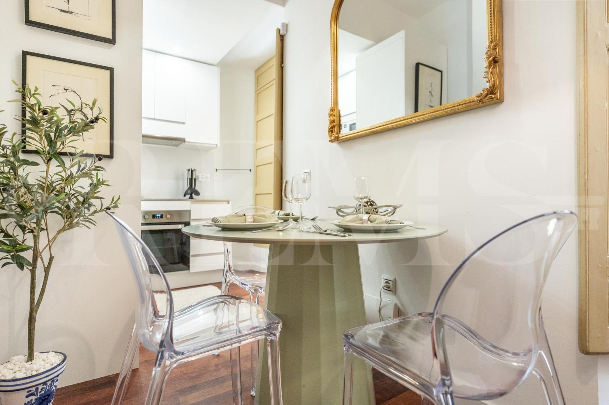 New Charming Duplex In The Heart Of By Rems *